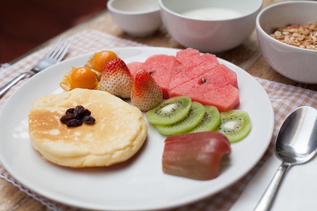 Bed and Breakfast zzziesta Chiang Mai Esterno foto